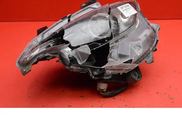 Mazda MX-5 NA Miata Headlight/headlamp NA1951040