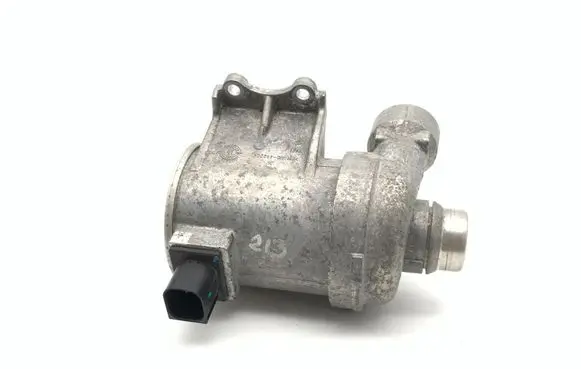 Volvo S90, V90 Water pump 31368715