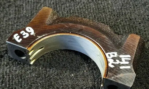 BMW 5 E39 Crankshaft Holder 