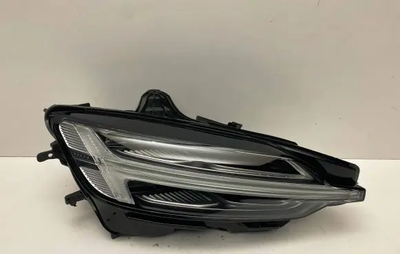 Volvo V60 Headlight/headlamp 32338997 355D62221
