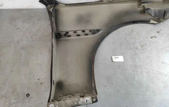 Jaguar XE Fender T4N2637