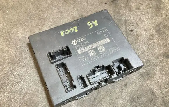 Audi A5 8T 8F Seat control module 8T0959760 00402871B800