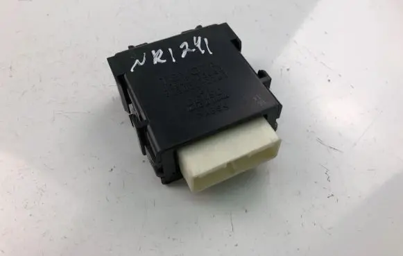 Toyota Yaris Other control units/modules 859400D030