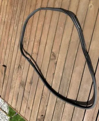BMW iX1 Front door rubber seal VFR