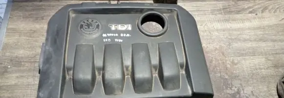 Skoda Octavia Mk2 (1Z) Engine cover (trim) 03G103925AC