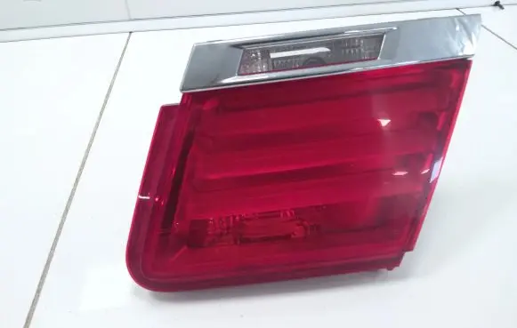 BMW 7 F01 F02 F03 F04 Tailgate rear/tail lights 7182206