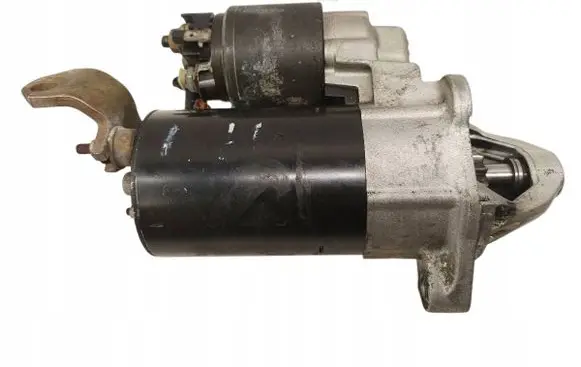 Audi A4 S4 B5 8D Starter motor 