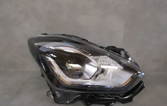 Suzuki Swift IV Headlight/headlamp W2968 W3968 24683