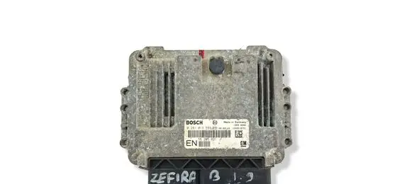Opel Zafira B Engine control unit/module 55205621 0281013593