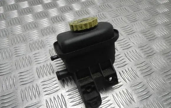 Chrysler Voyager Power steering fluid tank/reservoir 04626846AB VD16932