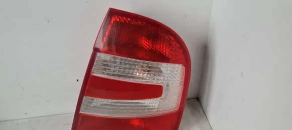 Skoda Fabia Mk1 (6Y) Rear/tail lights TK02-6147