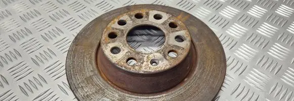 Volkswagen PASSAT B6 Rear brake disc