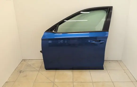 Skoda Octavia Mk4 Front door 5E3831311A