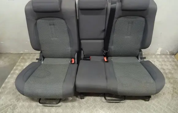 Seat Toledo III (5P) Second row seats