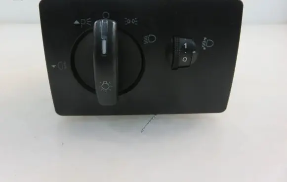 Ford Focus Light switch 7M5T13A024EA
