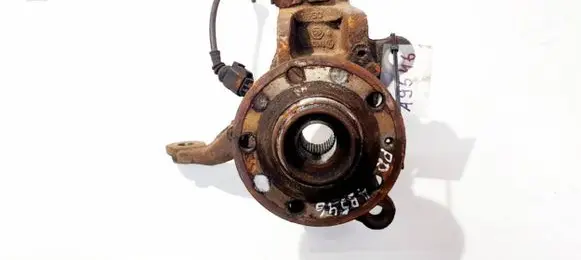 Volkswagen Touran I Front wheel hub