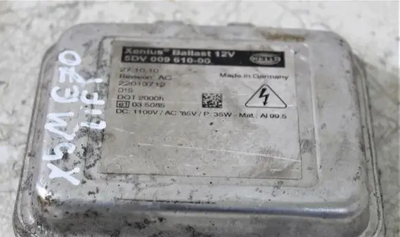 BMW X5 E70 Headlight ballast module Xenon 5DV009610-00 5DV00961000