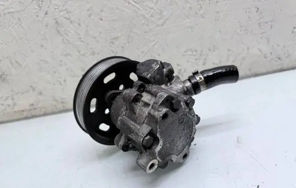 Audi A4 S4 B7 8E 8H Power steering pump 8E0145155N