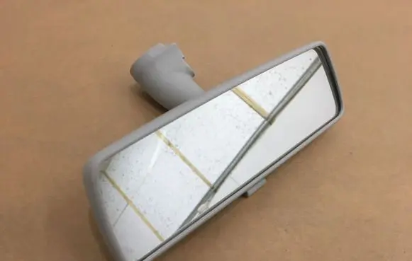 Volkswagen Up Rear view mirror (interior) E1021204