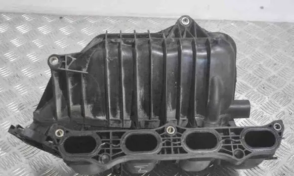 Toyota Camry Intake manifold