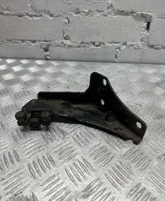 Citroen Berlingo Sliding door lower roller guide/hinge 9680486680 N32387