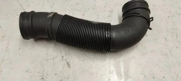Audi Q2 - Air intake duct part 5q0129618j