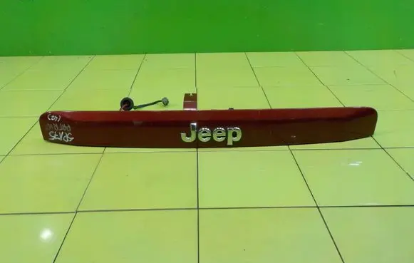 Jeep Patriot Rear light center trim bar blend 
