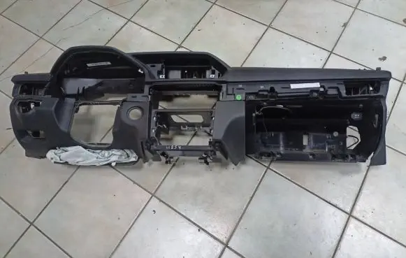 Mercedes-Benz E W212 Dashboard A2126802387