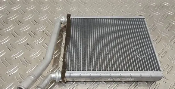 Toyota Avensis T270 Heater blower radiator