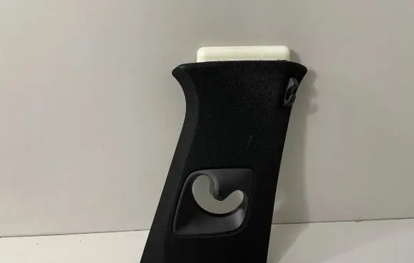 BMW 7 G11 G12 (B) pillar trim (top) 7355330
