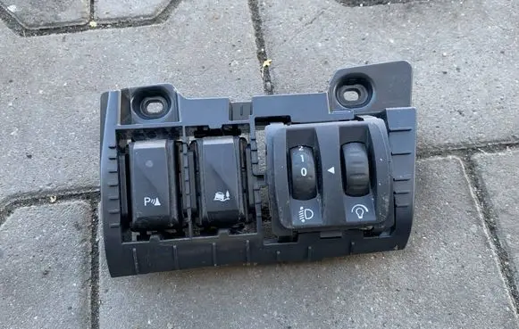 Renault Trafic III (X82) Headlight level height control switch 1406083X