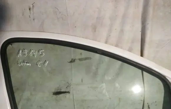 Citroen C1 Front door window glass four-door