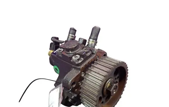Opel Vectra C Fuel injection high pressure pump 