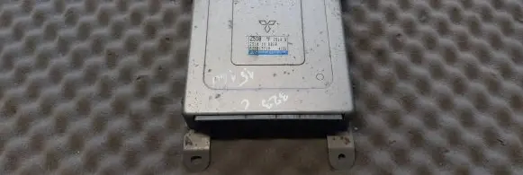 Mazda 323 F Engine control unit/module Z51018881B E2T81771M