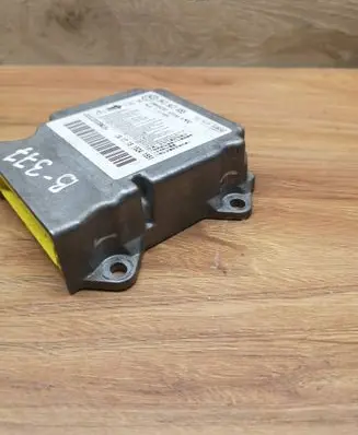 Volkswagen Golf VI Airbag control unit/module 5K0959655 06H035S0604 5WK44200