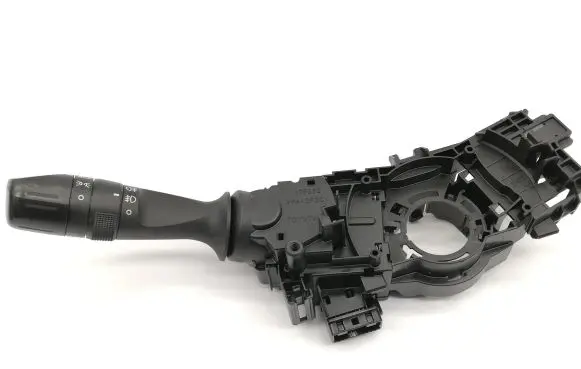 Toyota Auris E180 Indicator stalk 17F852