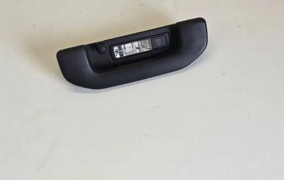 Mercedes-Benz C W205 Rear interior roof grab handle A0009068905