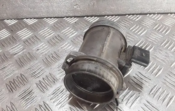 Audi A4 S4 B6 8E 8H Mass air flow meter 059906461D AFH7025C