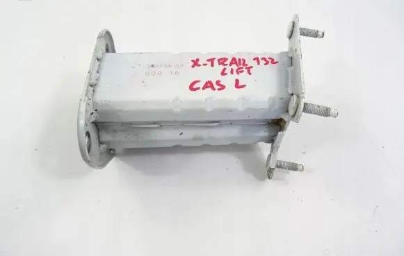 Nissan X-Trail T32 Rear shock/impact absorber stay/bar 503494-02