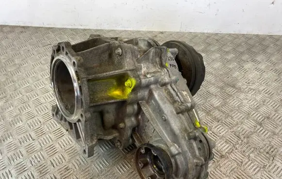 Jeep Grand Cherokee Gearbox transfer box case P52123725AC