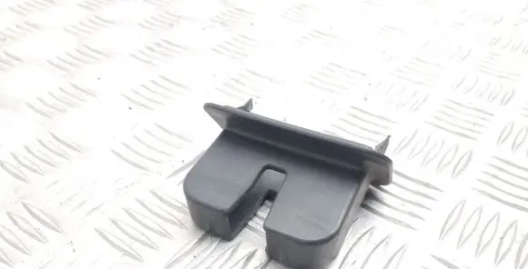 Audi A6 S6 C7 4G Tailgate/boot lid lock trim 4H827520