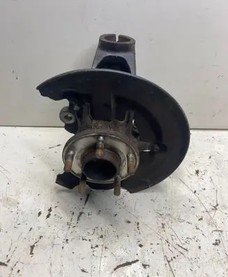 Front wheel hub spindle knuckle