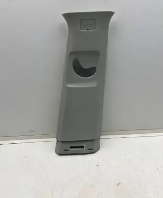 MG ZS (B) pillar trim (top) 10454606 T111680