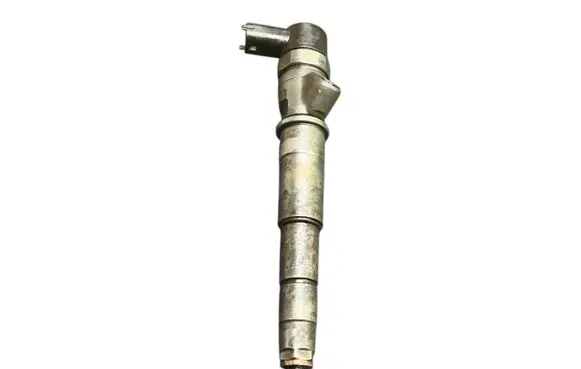 Renault Master III Fuel injector H82912226 0445110375