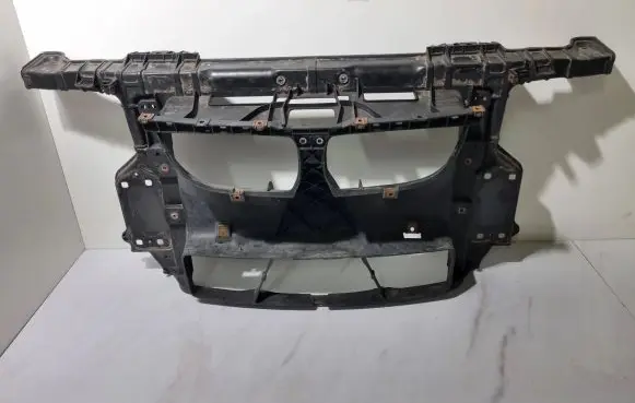 BMW 1 E81 E87 Radiator support slam panel 7193748 51647193748 14153510