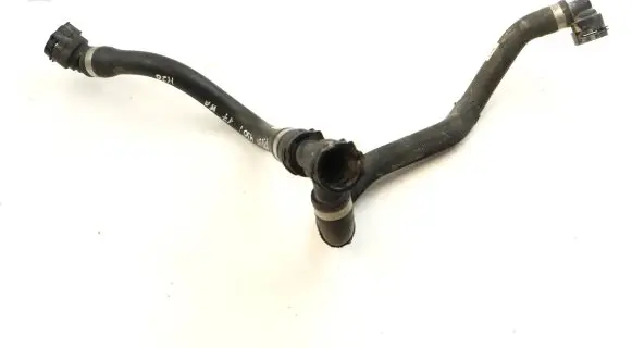 BMW 4 F32 F33 Engine coolant pipe/hose 8634285 9363338