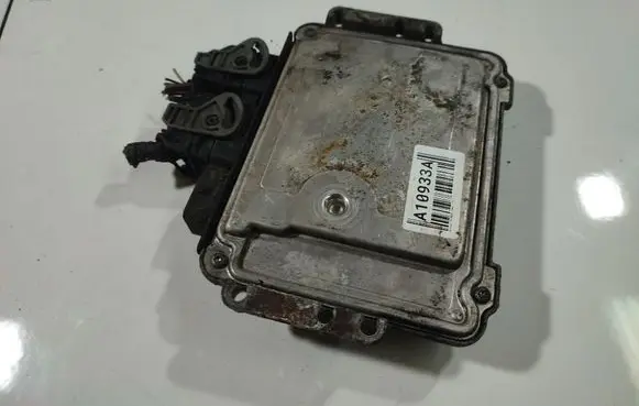 Nissan Primera Engine control unit/module 