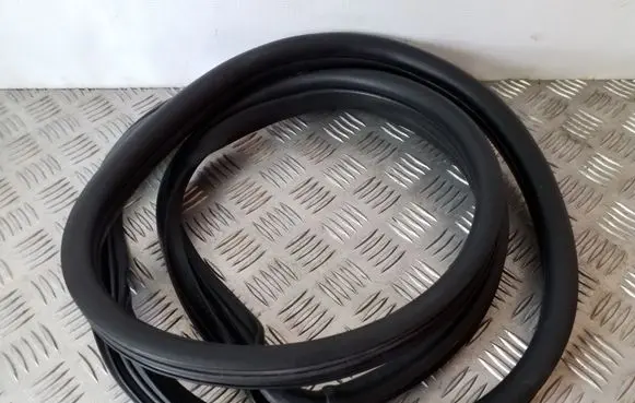 Honda Jazz Rear door rubber seal (on body) 