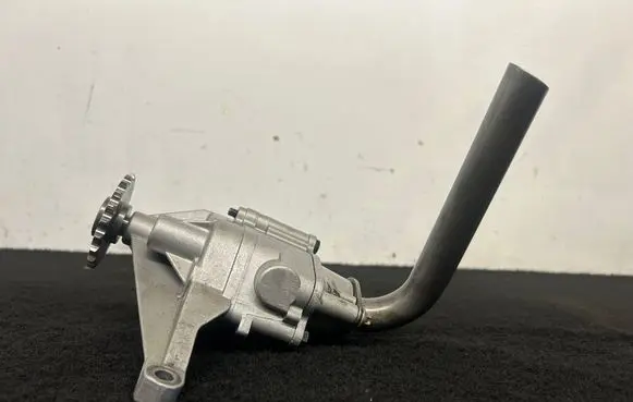 Mercedes-Benz E W210 Oil pump A6461801601 101086