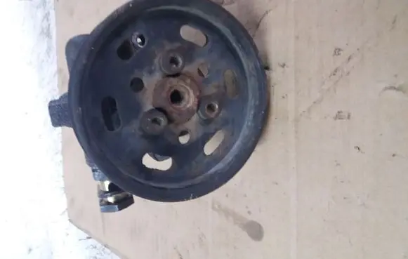 Volkswagen New Beetle Power steering pump 1J0422154C
